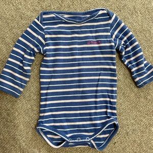 Maison labiche onesie